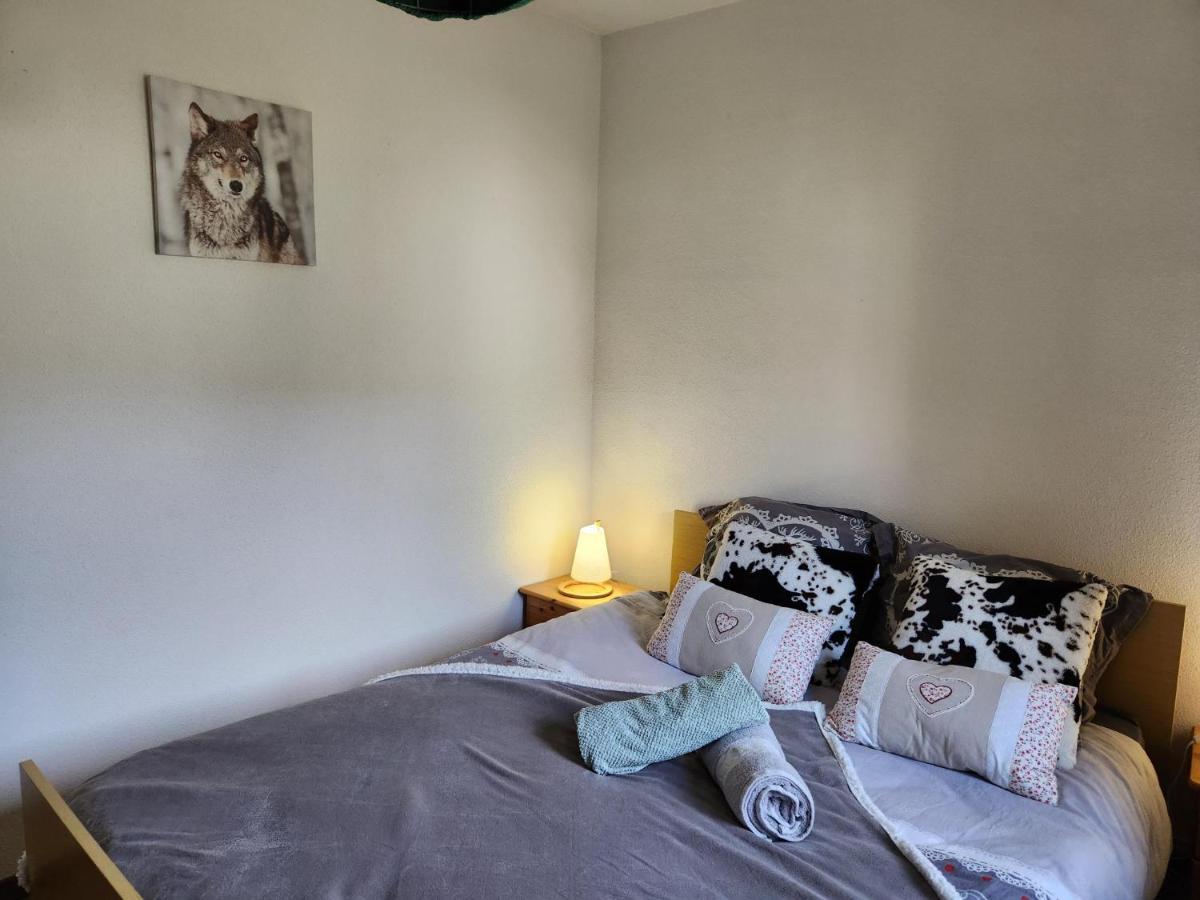 Gite Bruyere, 2 A 5 Personnes Avec Salle De Jeux Et Spa Dans La Residence Вантрон Экстерьер фото
