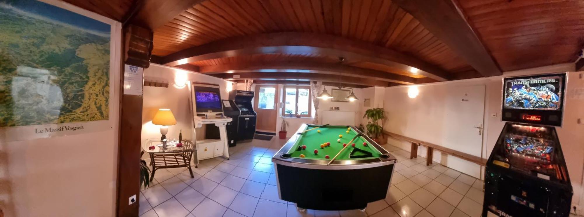 Gite Bruyere, 2 A 5 Personnes Avec Salle De Jeux Et Spa Dans La Residence Вантрон Экстерьер фото